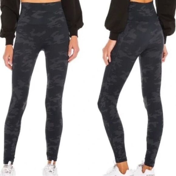 Spanx Look At Me Now Seamless Black Camo High Waist Leggings | Size Extra Large - Picture 1 of 5